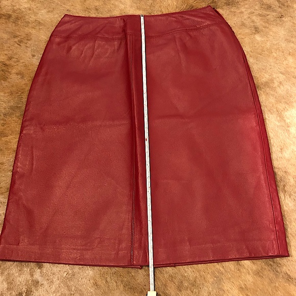 Vintage Leather Skirt - Picture 4 of 7